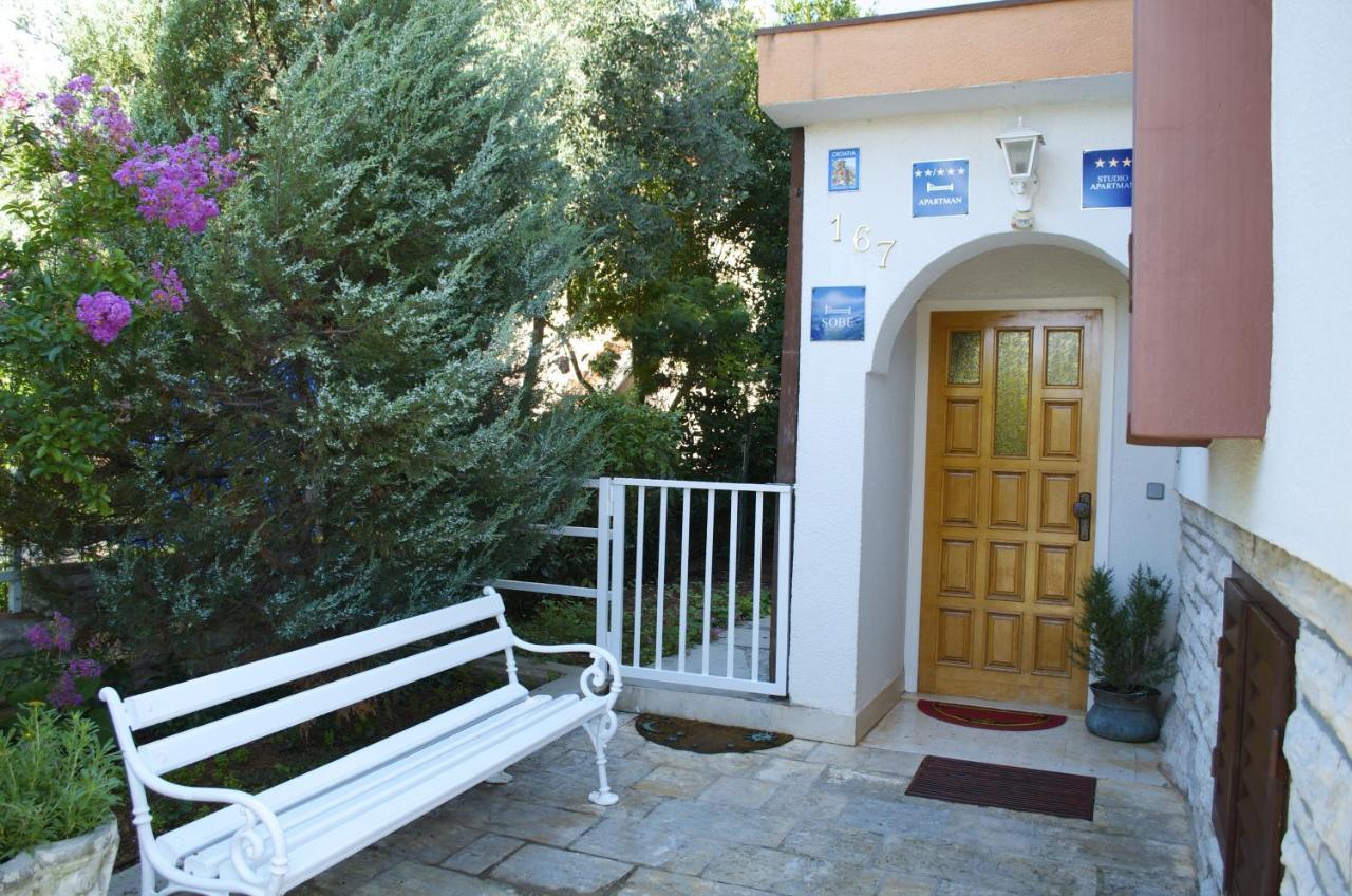 Pansion Adria Hotel Sveti Filip i Jakov Exterior foto